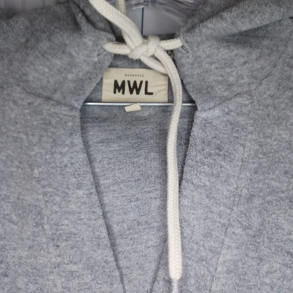 Madewell MWL gray cropped hooded cozy v-neck sweatshirt - Picture 6 of 12